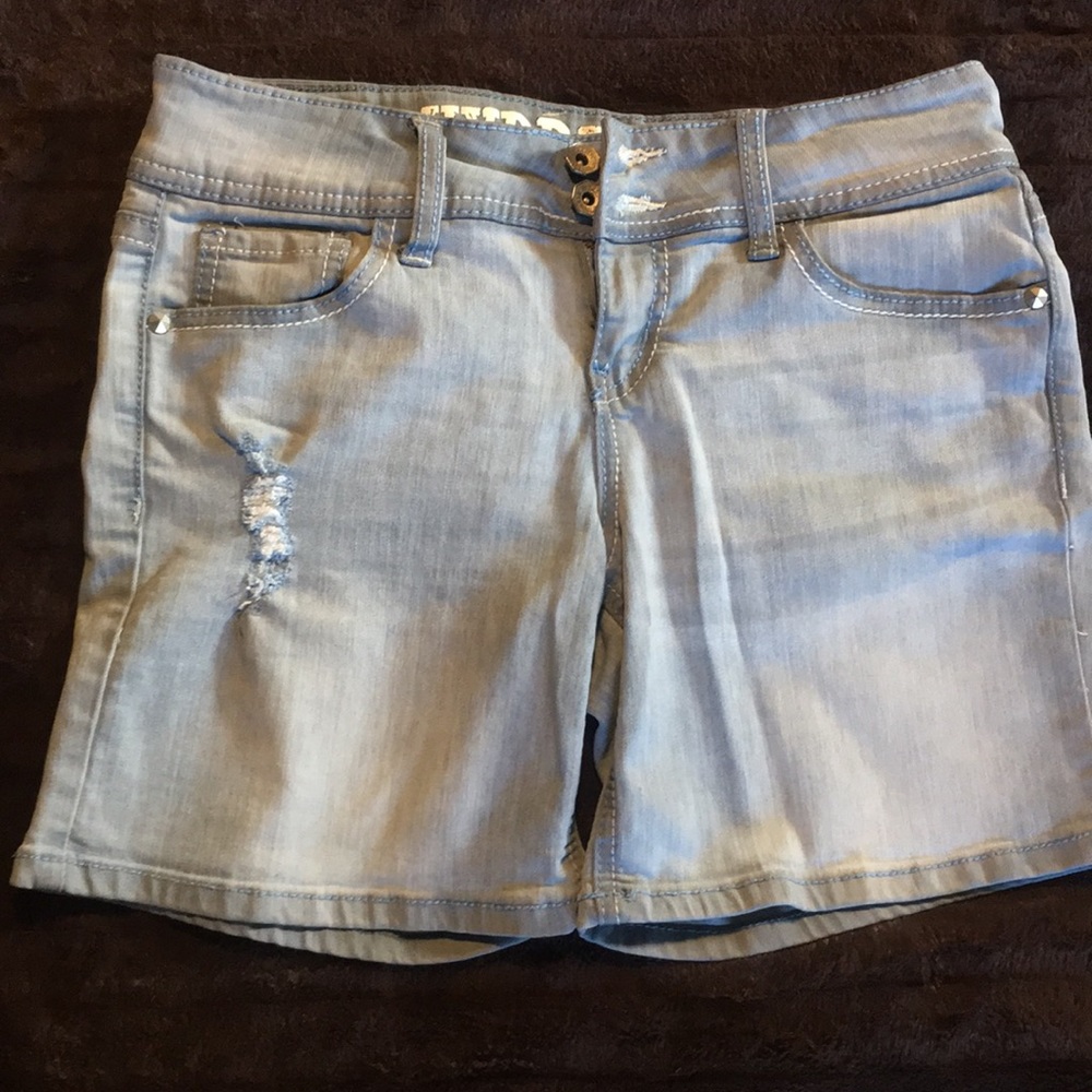 Light wash jean shorts